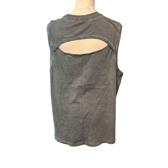 Athletic Carbon Gray Women Cut Out Back Crewneck Muscle Tank Top Shirt SZ XL - Picture 5 of 8
